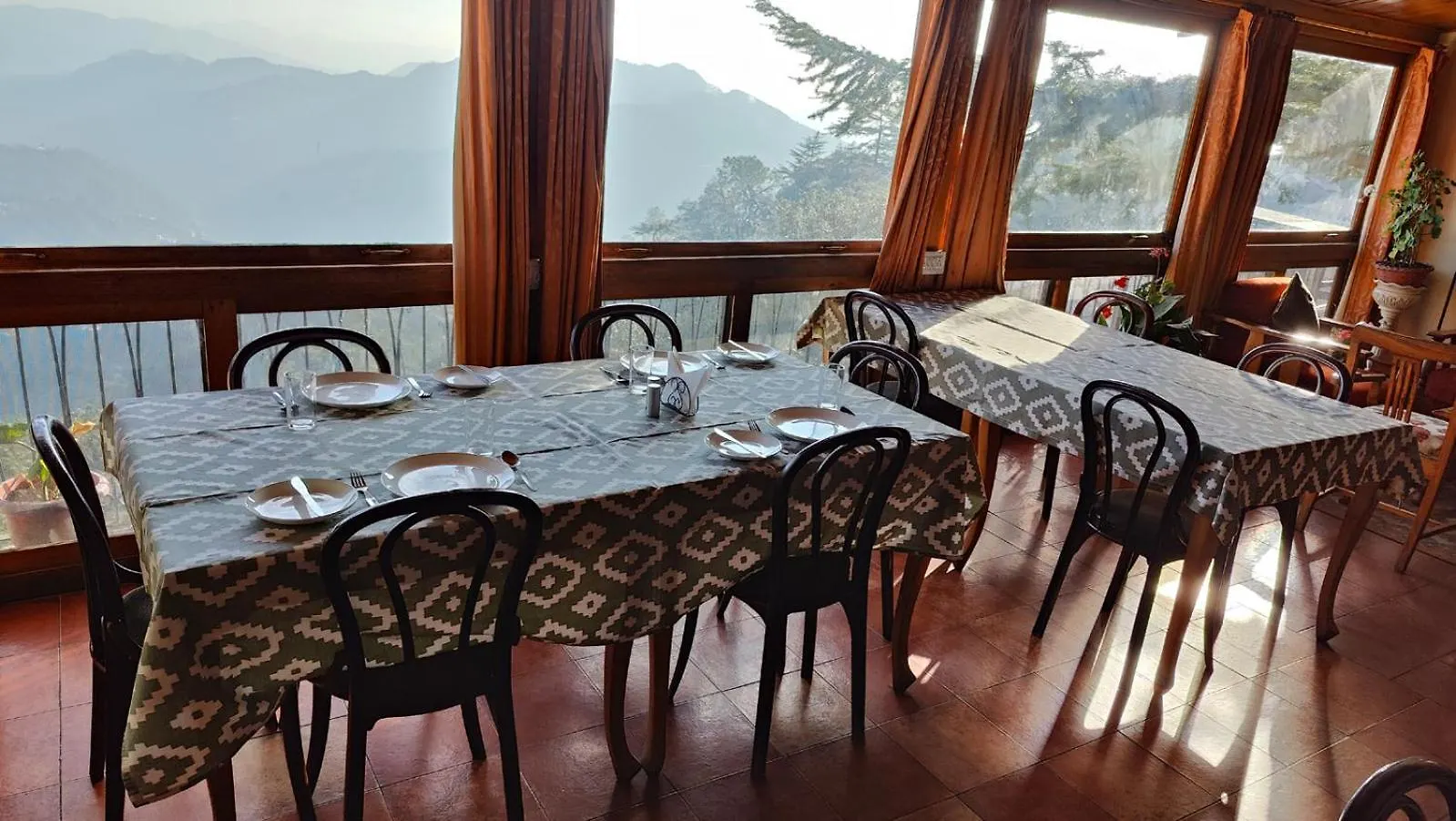Hotel Spars Lodge Shimla