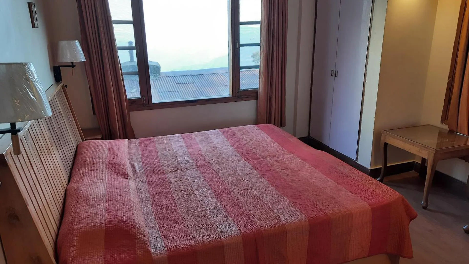 Spars Lodge Shimla Hotel